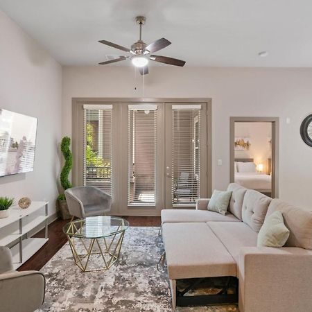 Grand Luxury Premium Vaulted Ceilings Lejlighed Woodbridge Eksteriør billede
